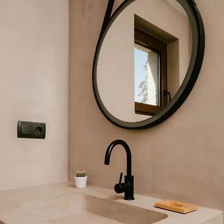 Islow Coliving Panzió